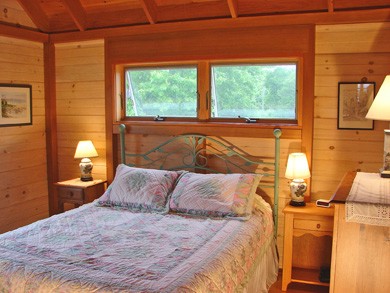 Delightful queen sized bedroom with water views in Chilmark Martha's Vineyard